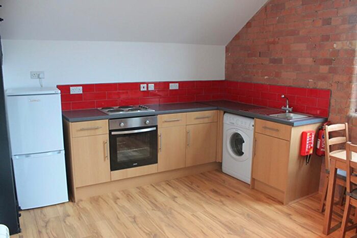 3 Bedroom Flat To Rent In Lower Parliament Street Flat, Byron Works, Nottingham, NG1