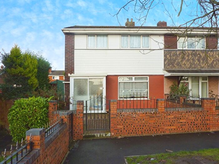 3 Bedroom Semi-Detached House To Rent In Telford Road, Beechdale, Walsall, WS2