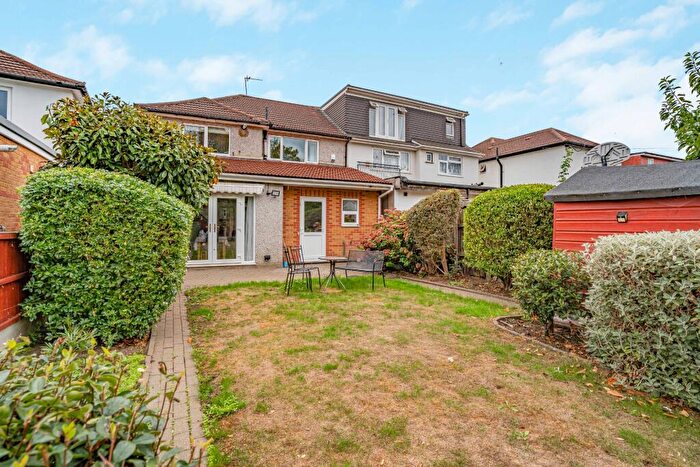 4 Bedroom House For Sale In Cranbrook Road, Ilford, IG2