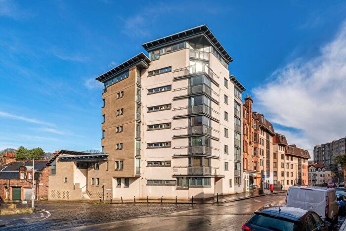 2 Bedroom Apartment For Sale In Belford Road, Edinburgh, EH4