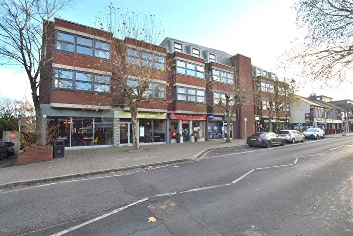 2 Bedroom Apartment For Sale In Richmond Court, Fleet Road, Fleet, GU51