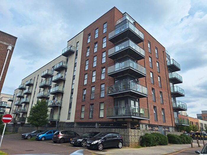 2 Bedroom Flat To Rent In St Andrews House, Campus Avenue, Dagenham, RM8