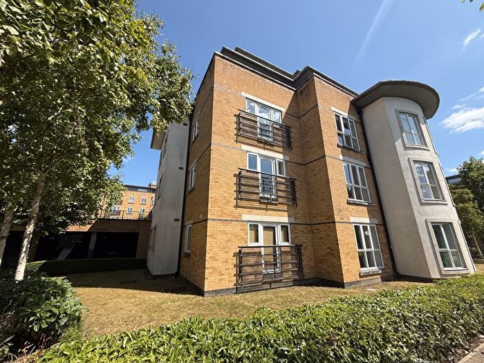 2 Bedroom Flat For Sale In Ovaltine Court, Ovaltine Drive, Kings Langley, WD4