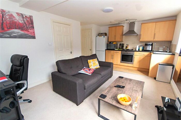 1 Bedroom Apartment For Sale In Woburn Road, Heath & Reach, Bedfordshire, LU7