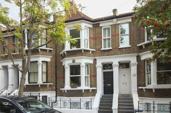 4 Bedroom Detached House For Sale In Isabella Road, London, E9