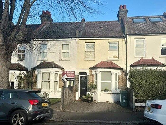 3 Bedroom Terraced House For Sale In Tharp Road, Wallington, SM6