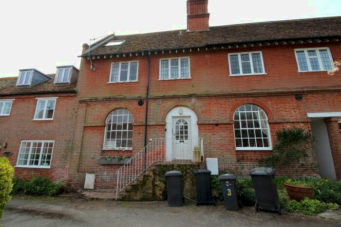 3 Bedroom Terraced House For Sale In The Courtyard, Tattingstone Park, Tattingstone, Ipswich, Suffolk, IP9