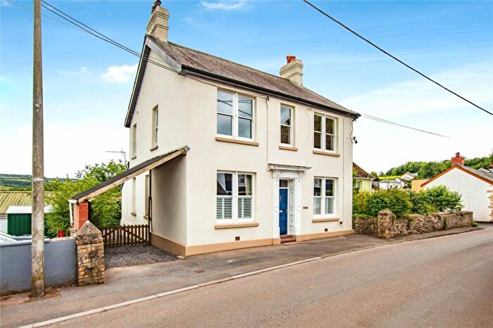 5 Bedroom Detached House For Sale In Llandyfaelog, Kidwelly, Carmarthenshire, SA17