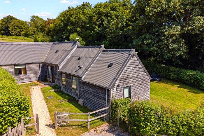 2 Bedroom Bungalow For Sale In Itchen Down, Itchen Abbas, Winchester, Hampshire, SO21