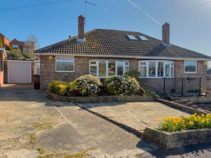 2 Bedroom Semi-Detached Bungalow To Rent In Moorside Rise, Cleckheaton, BD19