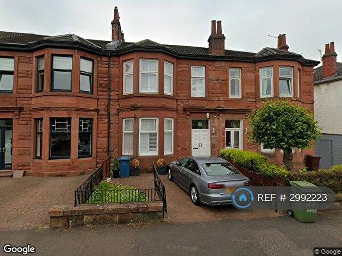 3 Bedroom Terraced House To Rent In Kings Park Road, Glasgow, G44