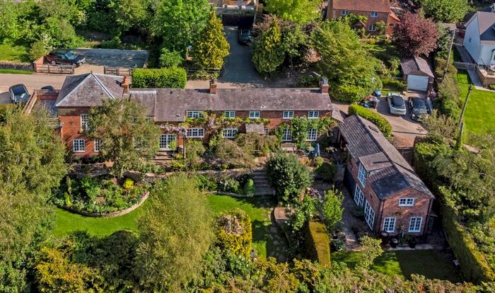 5 Bedroom Detached House To Rent In The Bank, Lighthorne, Warwick CV35