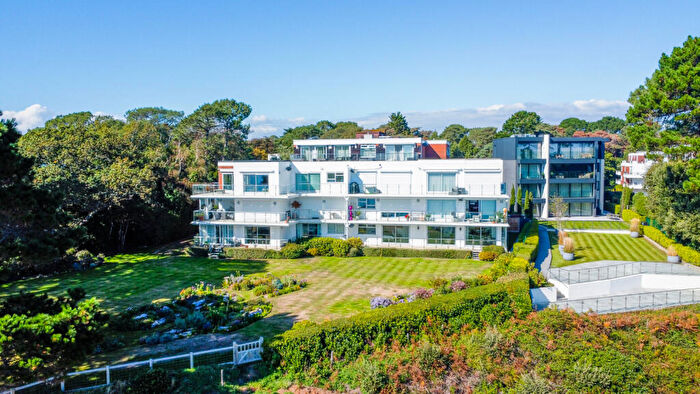 3 Bedroom Apartment For Sale In Martello Park, Canford Cliffs, Poole, Dorset, BH13