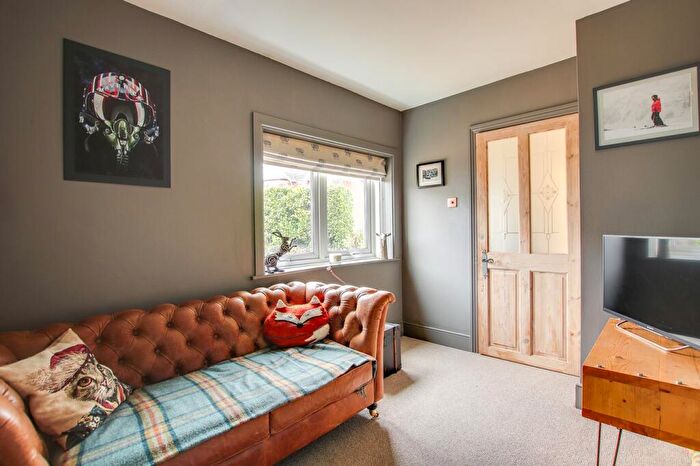 4 Bedroom Detached House For Sale In Solent Road, Walkford, Christchurch, BH23