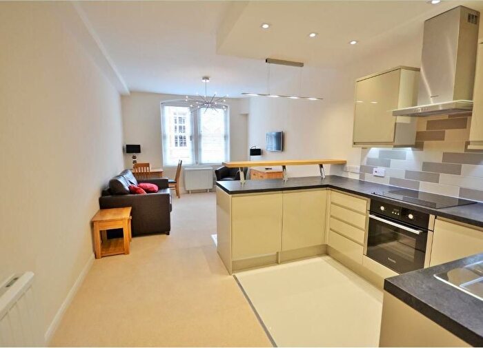 1 Bedroom Flat To Rent In Ambrosden Avenue, Westminster, London, SW1P