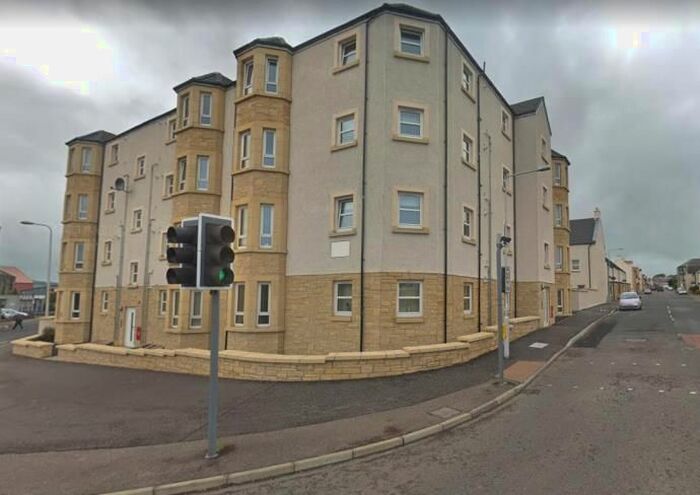 2 Bedroom Flat To Rent In Maltings Road, Kirkcaldy, KY1