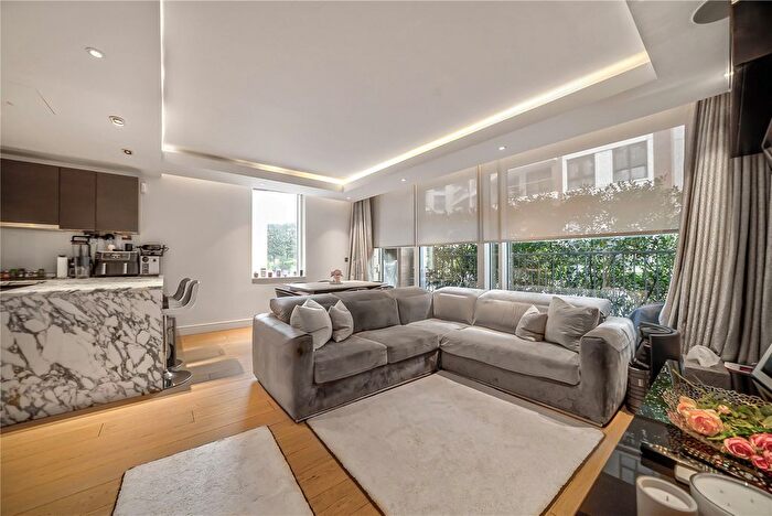 2 Bedroom Flat For Sale In Meadows House, Park Street, Chelsea Creek, Fulham, SW6