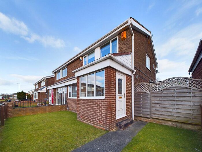 3 Bedroom Semi-Detached House For Sale In Chester Way, Fellgate, Jarrow, Tyne And Wear, NE32