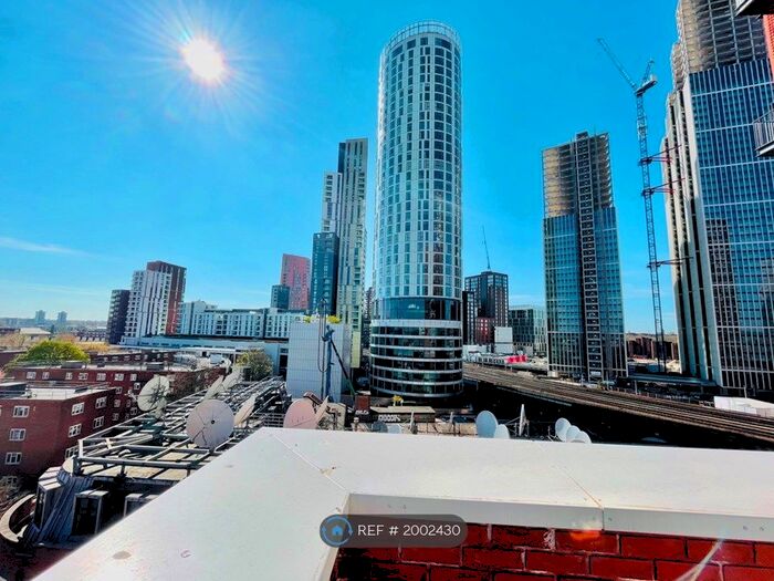 Studio To Rent In Exchange Gardens, London, SW8