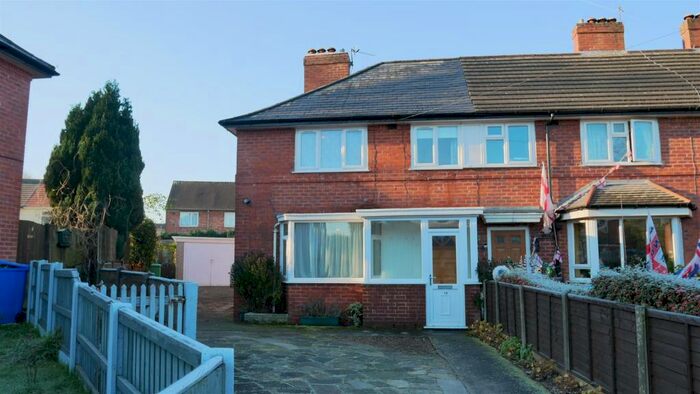 3 Bedroom Semi-Detached House To Rent In Heys Avenue, Wythenshawe, M23
