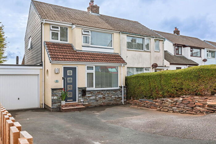 3 Bedroom Semi-Detached House For Sale In Kay Gardens, Wadebridge, PL27