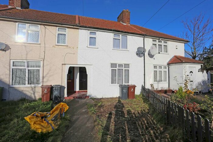 3 Bedroom Terraced House To Rent In Thompson Road, Dagenham, RM9