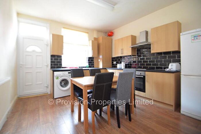 4 Bedroom Terraced House To Rent In Royal Park Road, Hyde Leeds, LS6