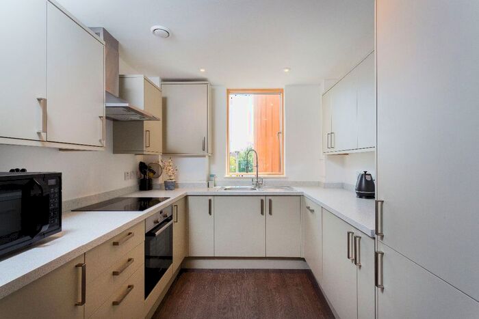 2 Bedroom Flat To Rent In Eastnor Road, Eltham, SE9