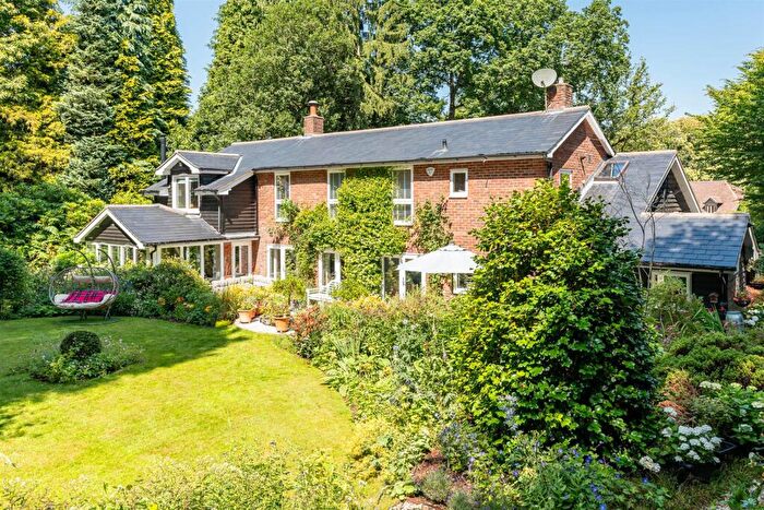 4 Bedroom Detached House For Sale In Lanercost Close, Welwyn, AL6