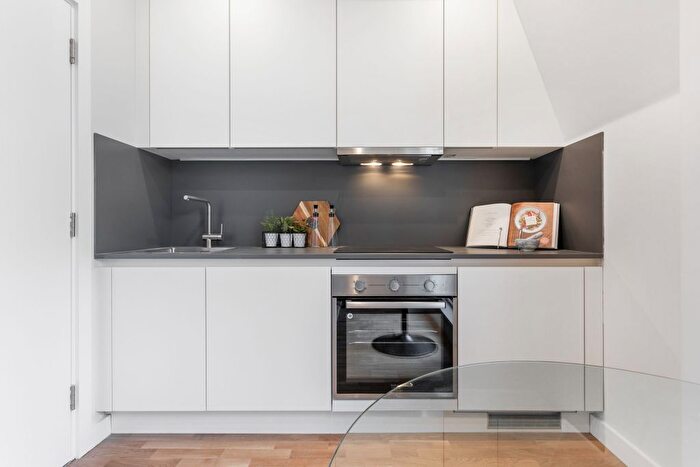 Studio To Rent In Cedar Road, Sutton, SM2