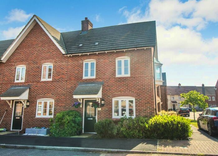 2 Bedroom End Of Terrace House To Rent In Baker Drive, Kempston, Bedford, MK42