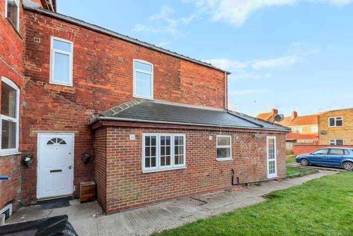 2 Bedroom Apartment To Rent In Middleton Road, Banbury, OX16