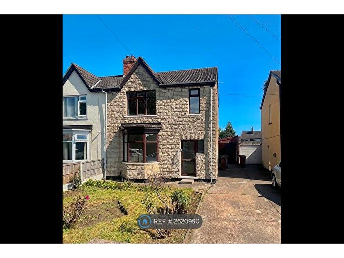 3 Bedroom Semi-Detached House To Rent In Scunthorpe, Scunthorpe, DN16