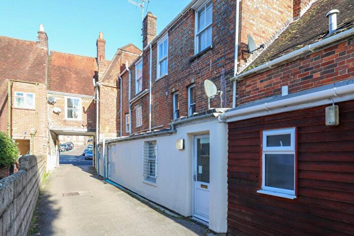 1 Bedroom Flat For Sale In East Street, Blandford Forum, DT11
