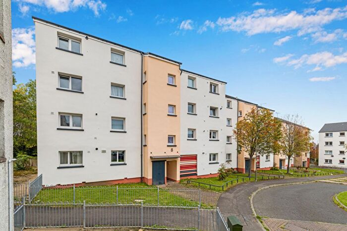 2 Bedroom Flat For Sale In / Dumbryden Gardens, Wester Hailes, Edinburgh, EH14