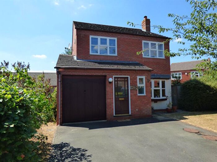 4 Bedroom Detached House To Rent In Frost Road, Wellesbourne, CV35