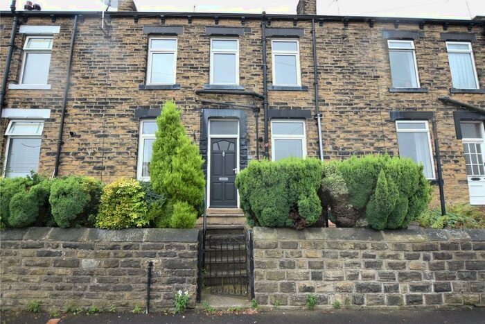 2 Bedroom Terraced House To Rent In Brunswick Road, Pudsey, West Yorkshire, LS28