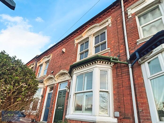 2 Bedroom Terraced House To Rent In War Lane, Birmingham, B17