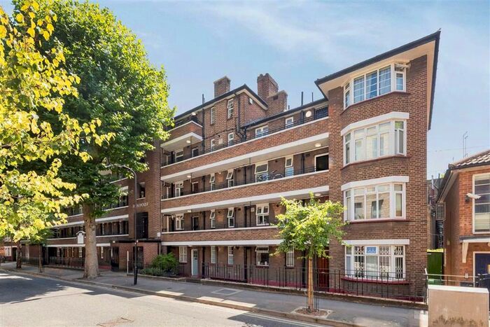 3 Bedroom Flat To Rent In Bevenden Street, London, N1