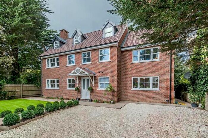 5 Bedroom Detached House To Rent In Ravenswood Court, Kingston Hill, Kingston Upon Thames KT2