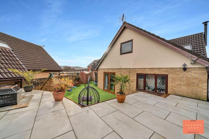 5 Bedroom Detached House For Sale In Church Street, Bedwas, CF83