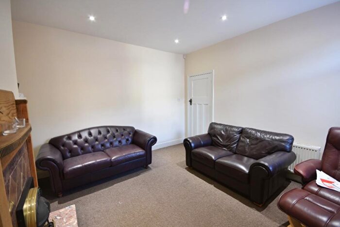2 Bedroom Flat To Rent In Springbank Road, Sandyford, NE2