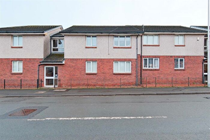 2 Bedroom Apartment To Rent In Muir St, Larkhall, ML9