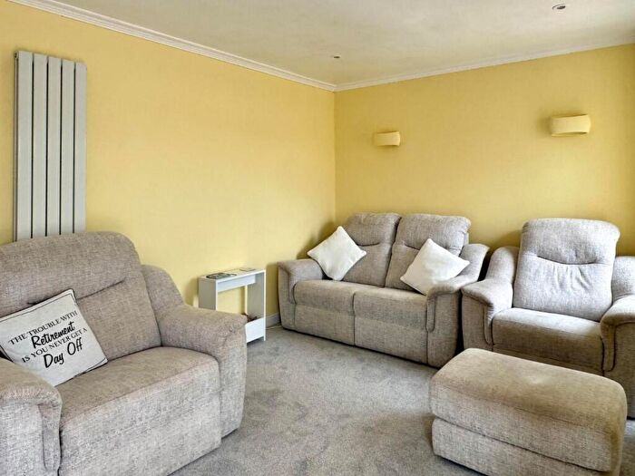 2 Bedroom Detached Bungalow For Sale In Cosmeston Drive, Penarth, CF64