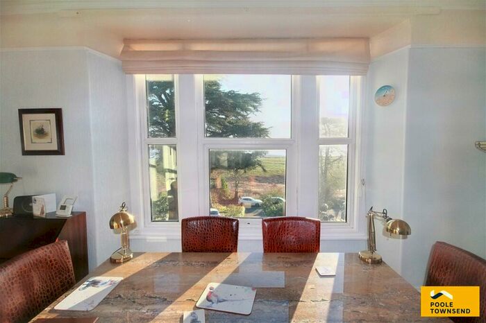 2 Bedroom Apartment For Sale In Flat Avondale, Kentsford Road, Grange Over Sands, LA11