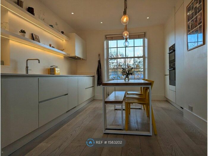 2 Bedroom Maisonette To Rent In Top Floor Fortess Road, London, NW5