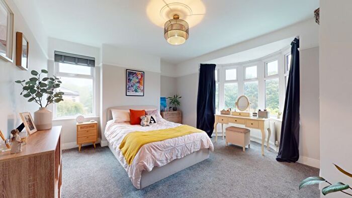 2 Bedroom Flat To Rent In Springbank Road, Sandyford, Newcastle Upon Tyne, NE2