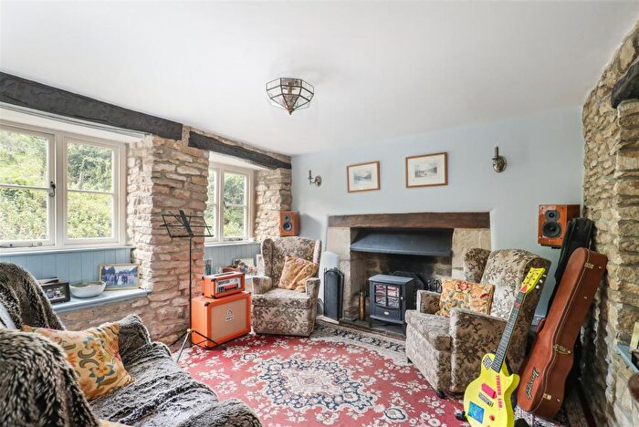 4 Bedroom Detached House For Sale In Mays Lane, Avening, Tetbury, GL8