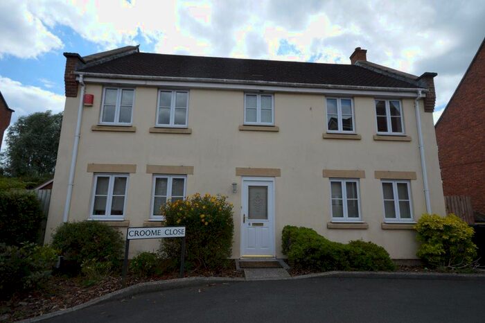 4 Bedroom Property To Rent In Croome Close, Swindon, SN25