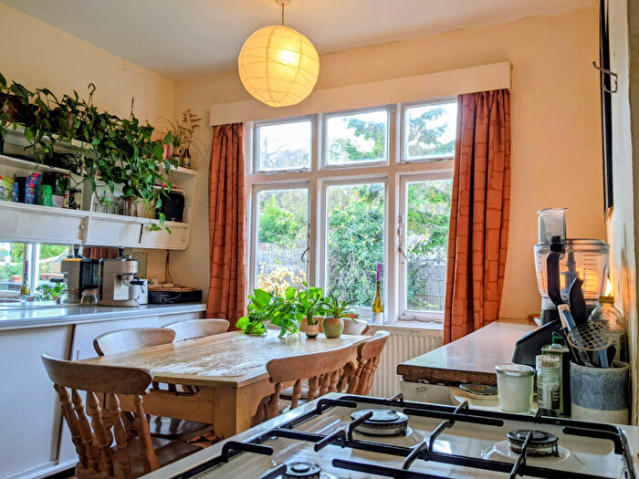 2 Bedroom Flat To Rent In Bedford Road, Alexandra Palace, N22